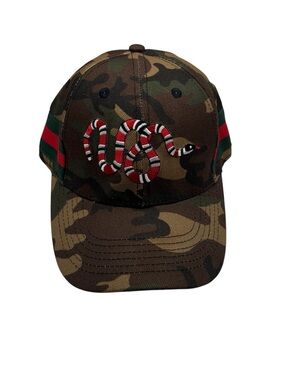 Gucci Baseball Cap for Sale up to 90% Off: Poshmark display picture 2